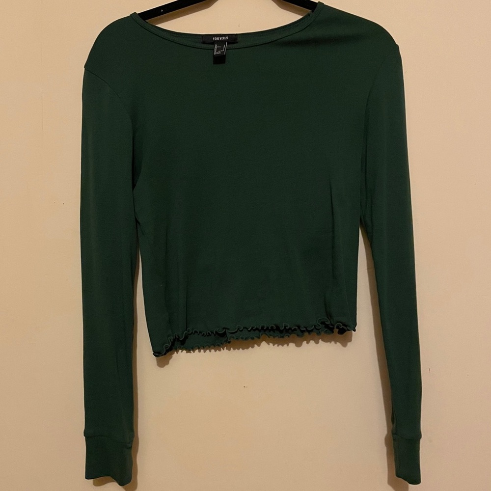 ⭐️3 FOR $15⭐️ Forever21 Forest Green Long Sleeve T